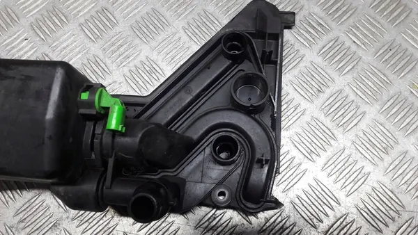 BMW 3 E46 Kühlmittelbehälter Halterung OE 1436251 image 3