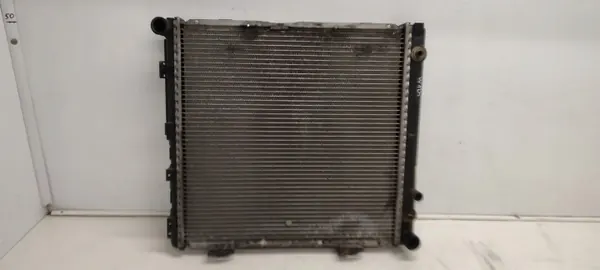 Mercedes W124 Vesijäähdytin OEM 1245006303 image 2