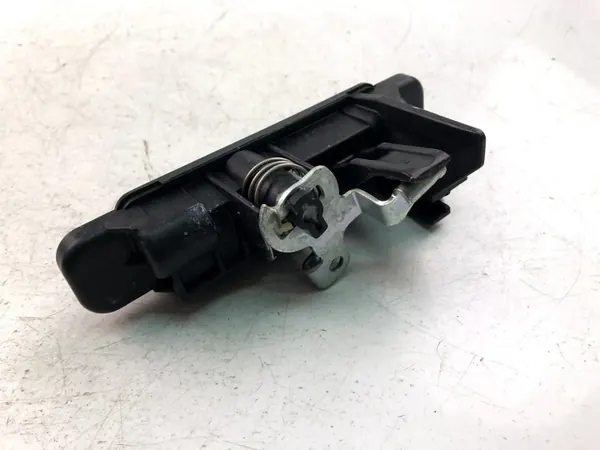 Poignée de coffre Mazda 3 BK OEM 17466997 2007 image 4