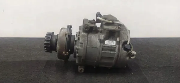 VW Kylningsdelar OEM 4H0820805 Transporter V image 3