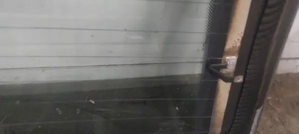 OEM SZYBA TYŁ KLAPY BAGAŻNIKA VOLKSWAGEN POLO III 6N KOMBI MAZOWSZE image 5