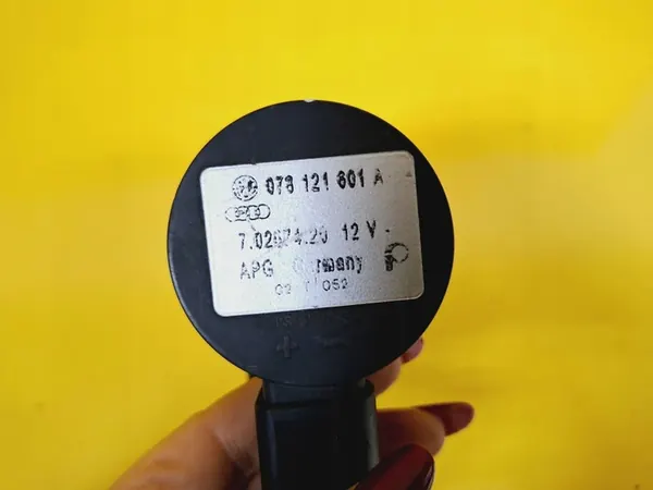 Vattenpump Audi A6 S6 C5 1999 image 10