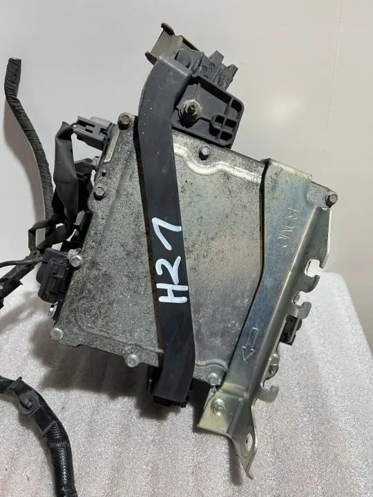 Module Convertisseur Tension Mazda OE EWVCBHTJ22 image 7