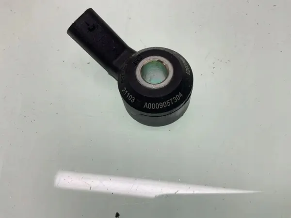 Kloppsensor OEM A0009057304 voor Mercedes-Benz CLA image 3