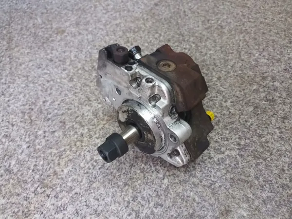 Brandstofinjectiepomp sensor BMW X5 E70 3.0D M57 OEM image 2