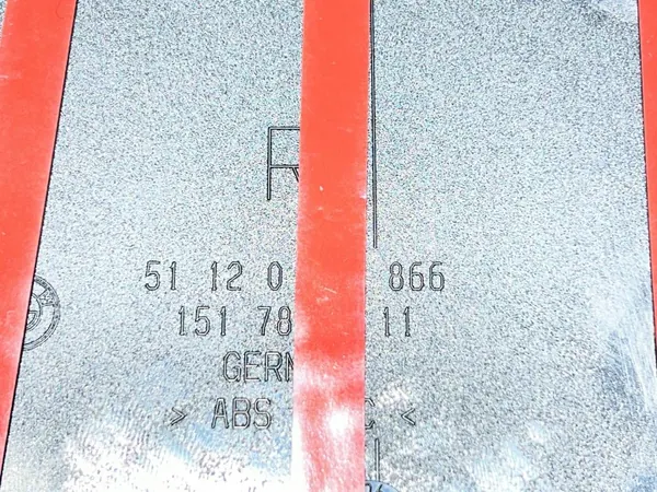 OEM 51120394866 Höger bakre stötfångarmittenskydd BMW X3 E83 image 3