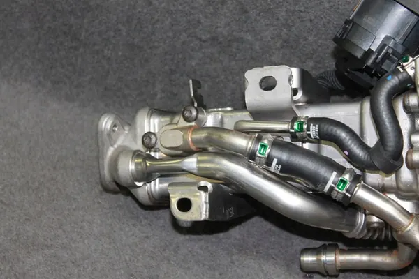 Enfriador EGR N57 para BMW F30 F32 F07 F10 F01 image 3