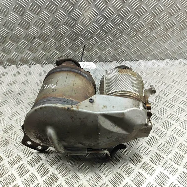 Catalyseur Audi A6 Avant 2.0L 140kw OEM 04L131765AG image 2