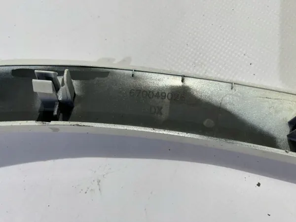 OEM 670049026DX Takaoike oikea Maserati Levante image 10