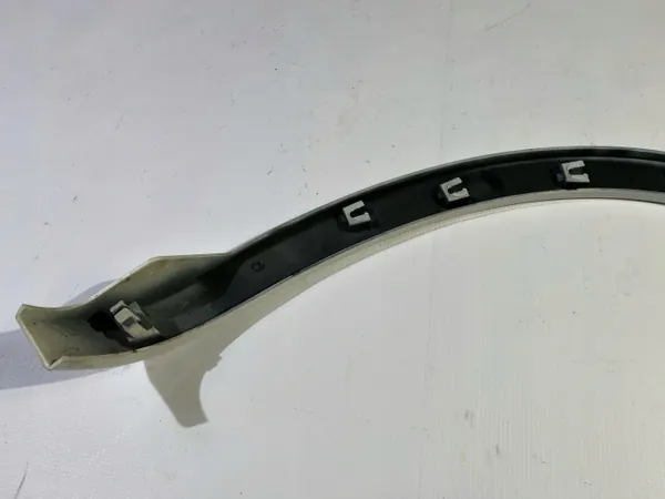 OEM 670049026DX Takaoike oikea Maserati Levante image 9