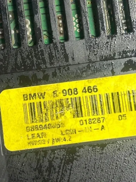 Module de contrôle des feux BMW 5 E39 OEM 6908466 image 3