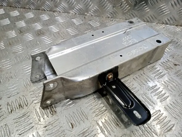 MERCEDES E W207 2016 Zona di Compressione Destra A2076200095 image 2