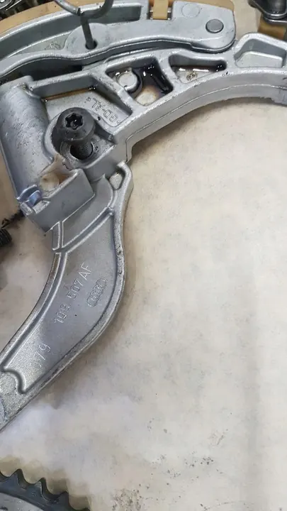 Sistema de distribuição Audi R8 5.2 V10 image 7