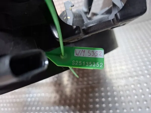 Jäähdytinpuhallin OEM S25135352 Mercedes C W205:lle image 10