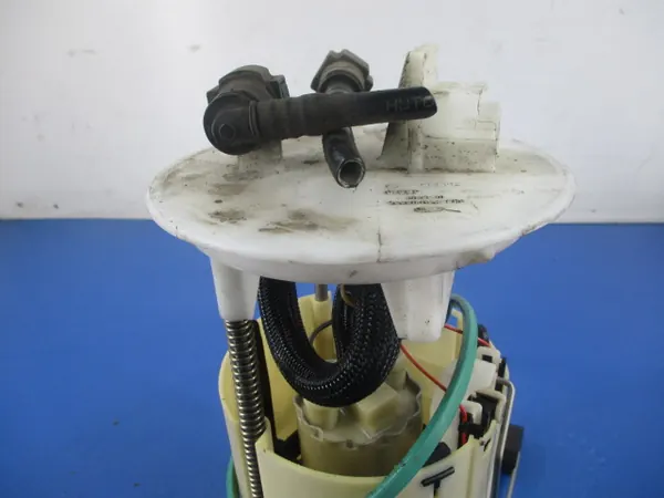 FIAT IDEA 2.0 16V Bomba de combustível 51746634 image 2
