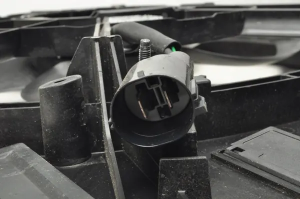 Volvo XC40 B4 Mild Hybrid radiateurventilator OEM 32339436 image 8