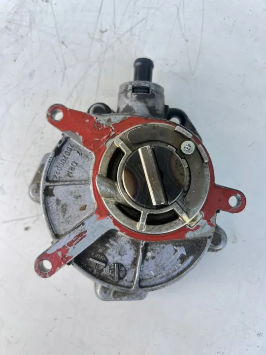 Imupumppu Audi OE 06E145100E image 9