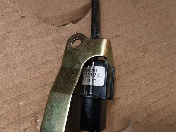 Lancer Outlander 2.0 16V Sensor J5T25174 image 3