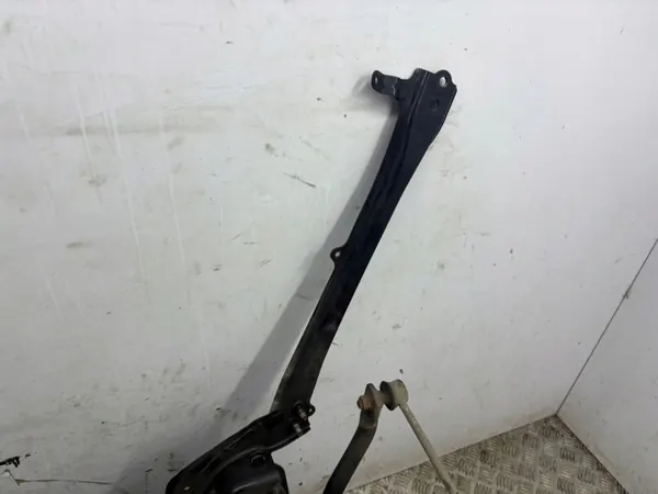 Etujarrupalat OEM AMD221594 Toyota Prius image 7
