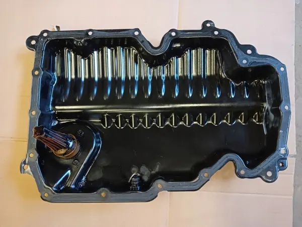 Ölwanne OEM 05L103603 für VW Audi Skoda 2.0 TDI image 5