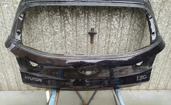Hyundai i30 III Kofferbakdeksel OEM i30 III klapa bagażnika image 4