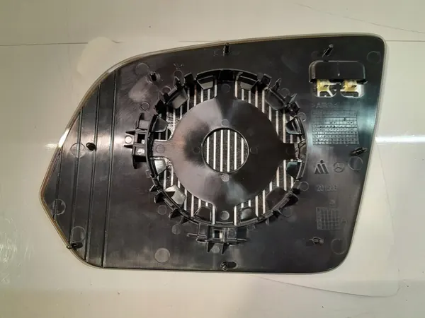 MERCEDES V KLASA VITO W447 Höger Spegelglas OEM A4478111700 image 2