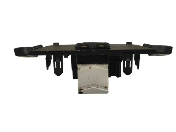 Toyota USB-aansluiting OEM 588490E060 voor Highlander XU50 image 5