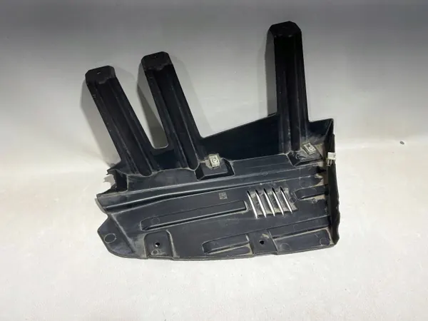 Protector Inferior BMW OEM 7488448 Trasero Derecho image 3