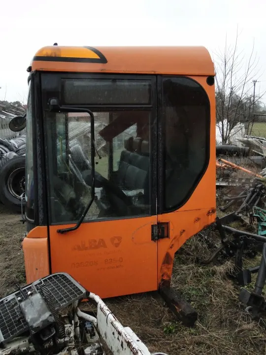 Cabine MAN Low Entry OEM 28310 - État Utilisé image 3