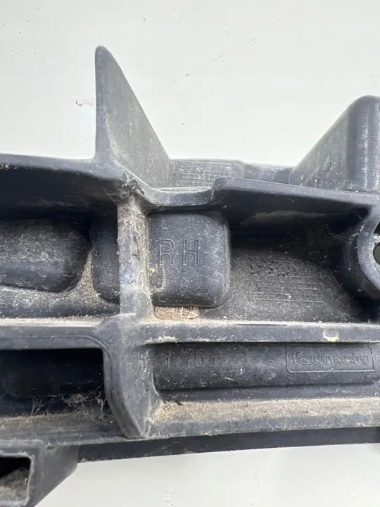 Suporte de escape traseiro direito Audi A6 C7 4g0807364c image 5