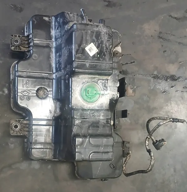 AdBlue-tank OEM 4113201AA för Master IV Movano image 2