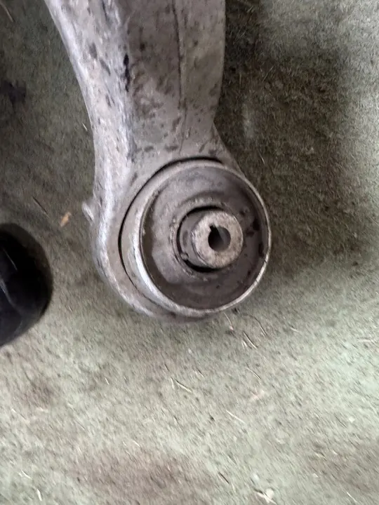 Audi SQ7 Rotule avant gauche 4M0407241J image 3