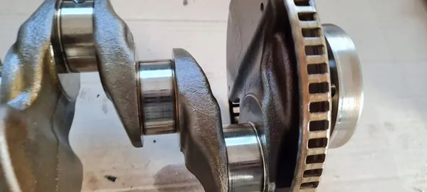 Audi A4 2.0 TFSI Vevaxel OE 050105189B image 10