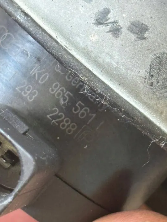 Vattenpump Seat Leon II 05-12 1.2FSI VW Audi Skoda 1K0965561L image 2