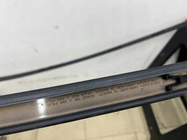 BMW 5 F10 Takräckeset OEM 7203127 - Vänster & Höger image 9