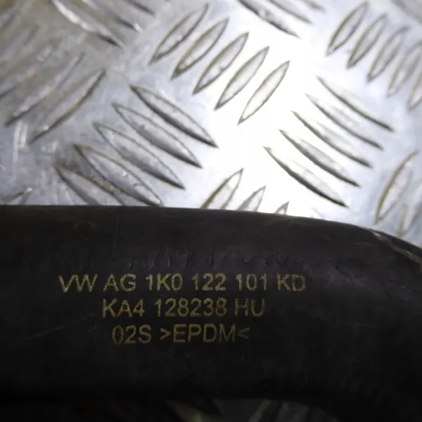 VW AUDI SKODA 2.0 TDI Vesiputki 1K0122101KD image 4