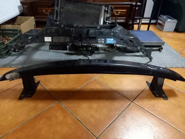 Poutre de pare-chocs avant Seat Ibiza 2006 image 2