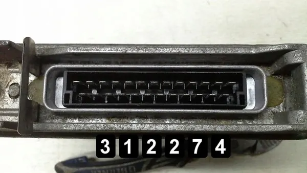 ECU Renault Safrane OEM AM-312274 Usado image 4