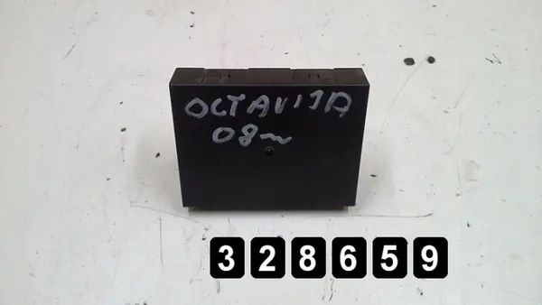 ECU Skoda Octavia OEM AM-328659 - Usado image 2