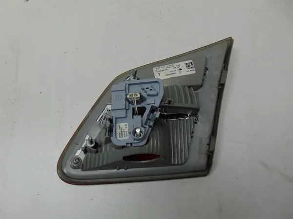 MERCEDES ACHTERLAMP B KLASSE W246 A2469066300 image 5