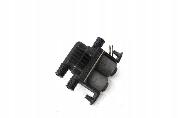 Vattenpump LAND ROVER RANGE ROVER III 3.0L Diesel OEM 8374995 image 3