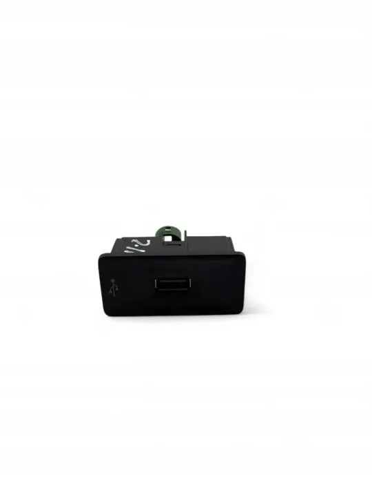 Porsche 911 991 USB-pistorasia OEM 9P1035222B image 2