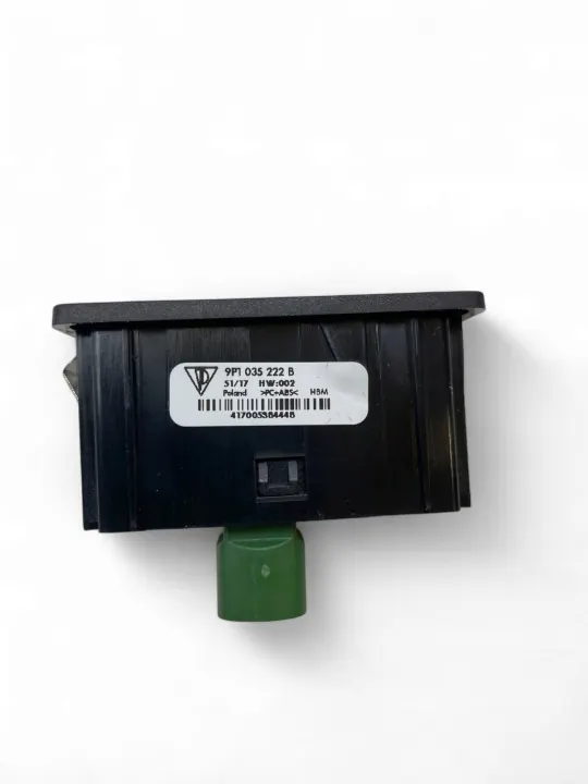 Porsche 911 991 USB-pistorasia OEM 9P1035222B image 6