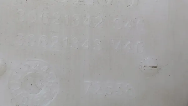 Réservoir de liquide de lave-glace Volvo S40 V40 95-04R OE 30621342 image 2