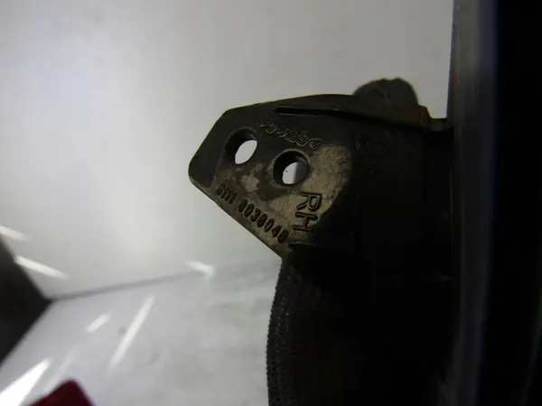 BMW X1 E84 M-Paketti pesulakki oikea OEM 8038048 image 7