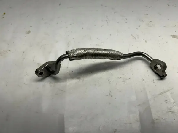 Conduto de óleo turbo OEM AFR71759 Chevrolet Camaro image 2