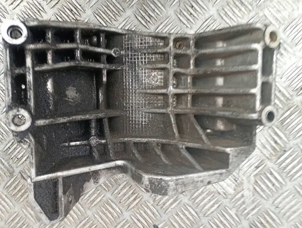 A/C compressorbeugel Lancia Thesis 2.4 JTD 46763977 image 5