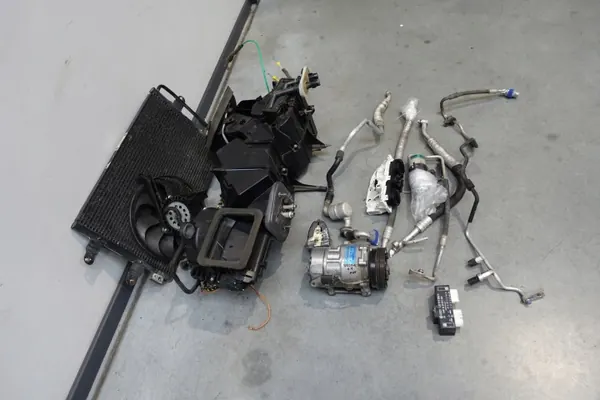 VW Beetle Klimaanlage Teilesatz OEM 7M3820803B image 3