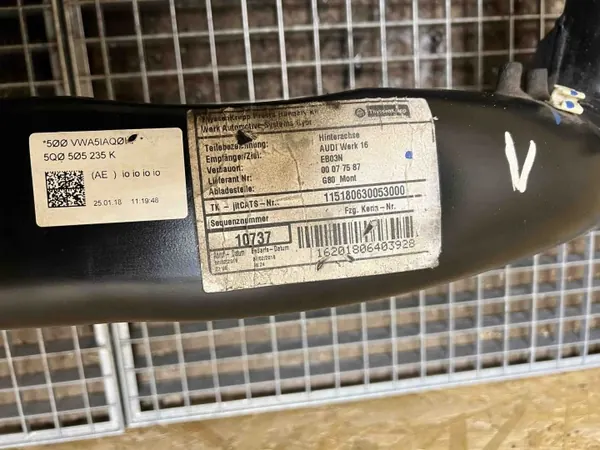 Audi A3 S3 8V Luge Arrière OEM 5Q0505285D Berline 2018 image 4