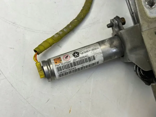 Dobradiça do Capô Esquerda Lancia Thema 300C II OEM 55113568AC image 4